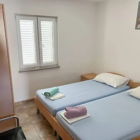 No 4 At Luki's House * Μακάρσκα